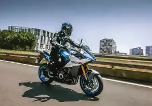 Weltpremiere: Suzuki präsentiert die neue GSX-S1000GX